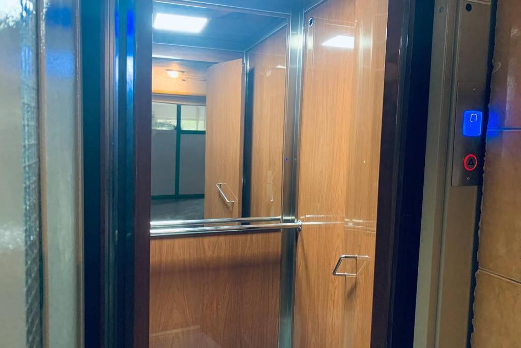 Cozy 2 Rooms Apartment Close To City Center 부쿠레슈티 외부 사진